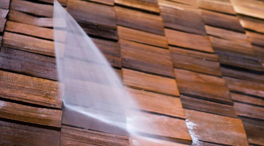Expert flood damage restoration services in Ishpeming, MI